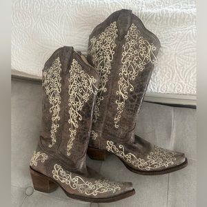 Corral Women’s Crater with Bone Embroidery Western Boots
